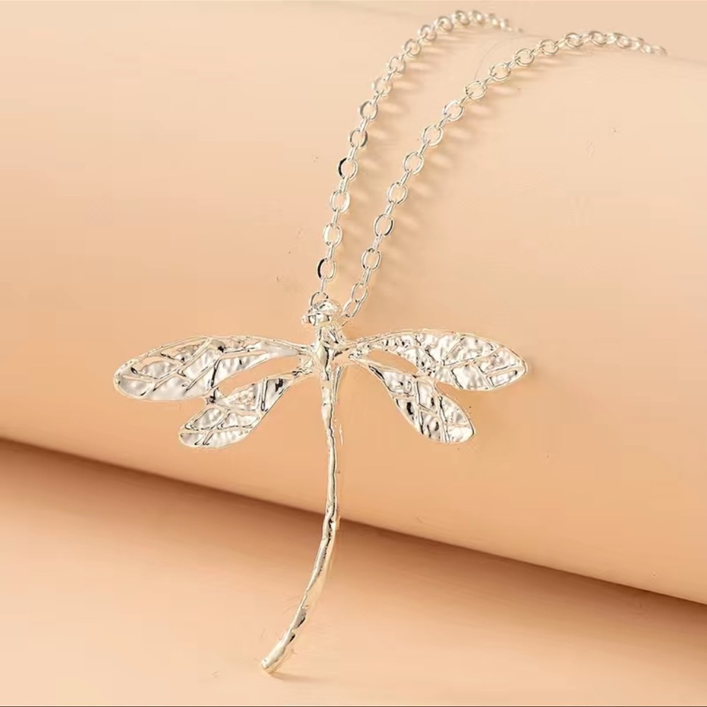 Women's Dragonfly Necklace